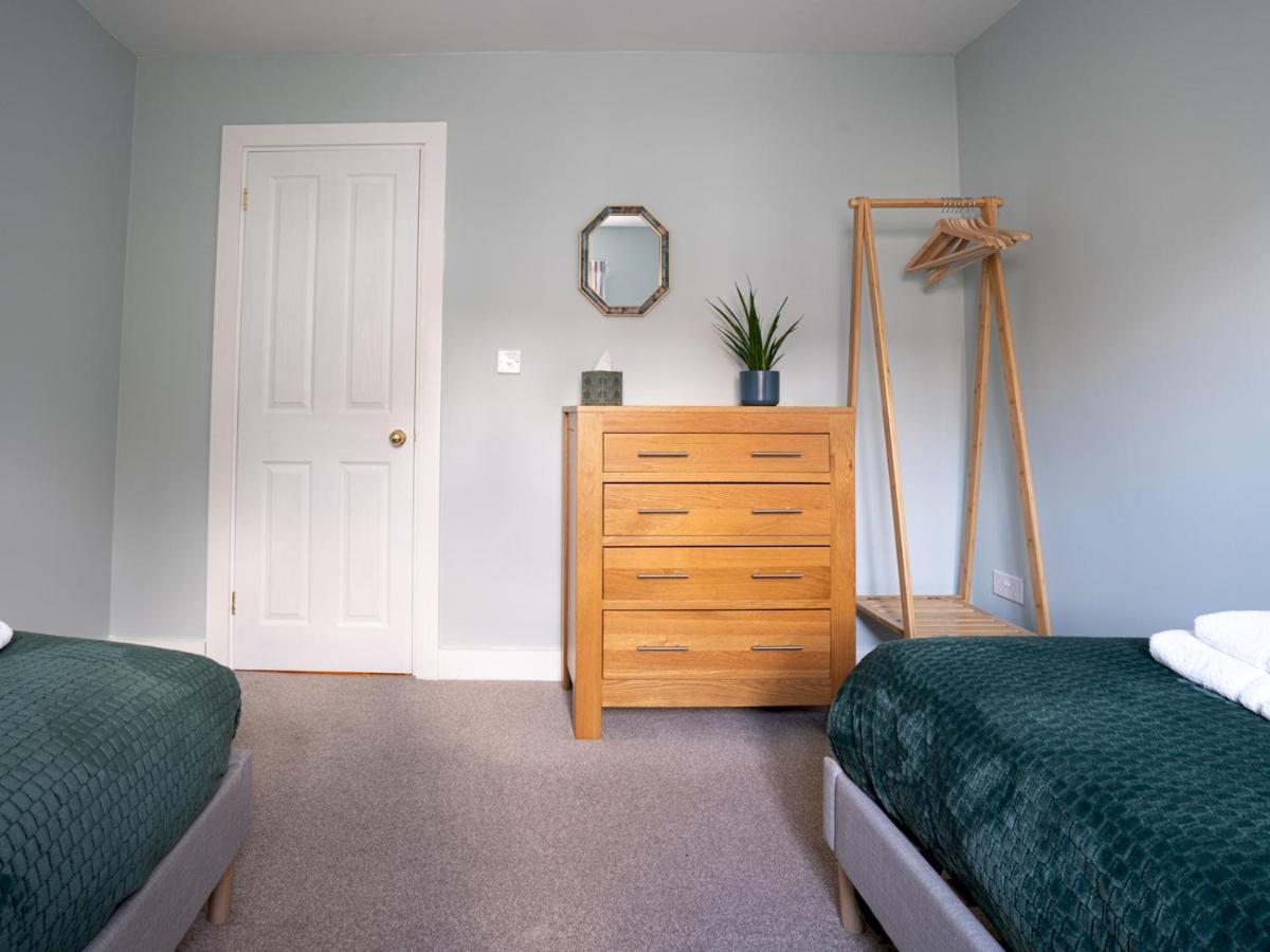 Quarry Cottage Courtyard Garden Pass The Keys Cirencester Esterno foto